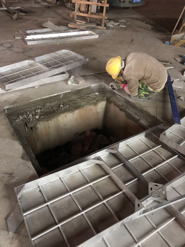 不锈钢井盖安装