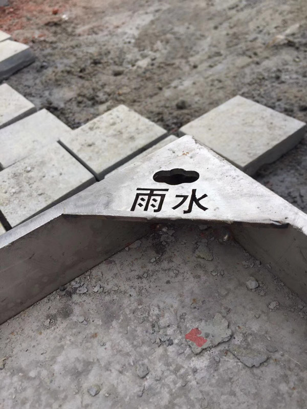 不锈钢井盖安装